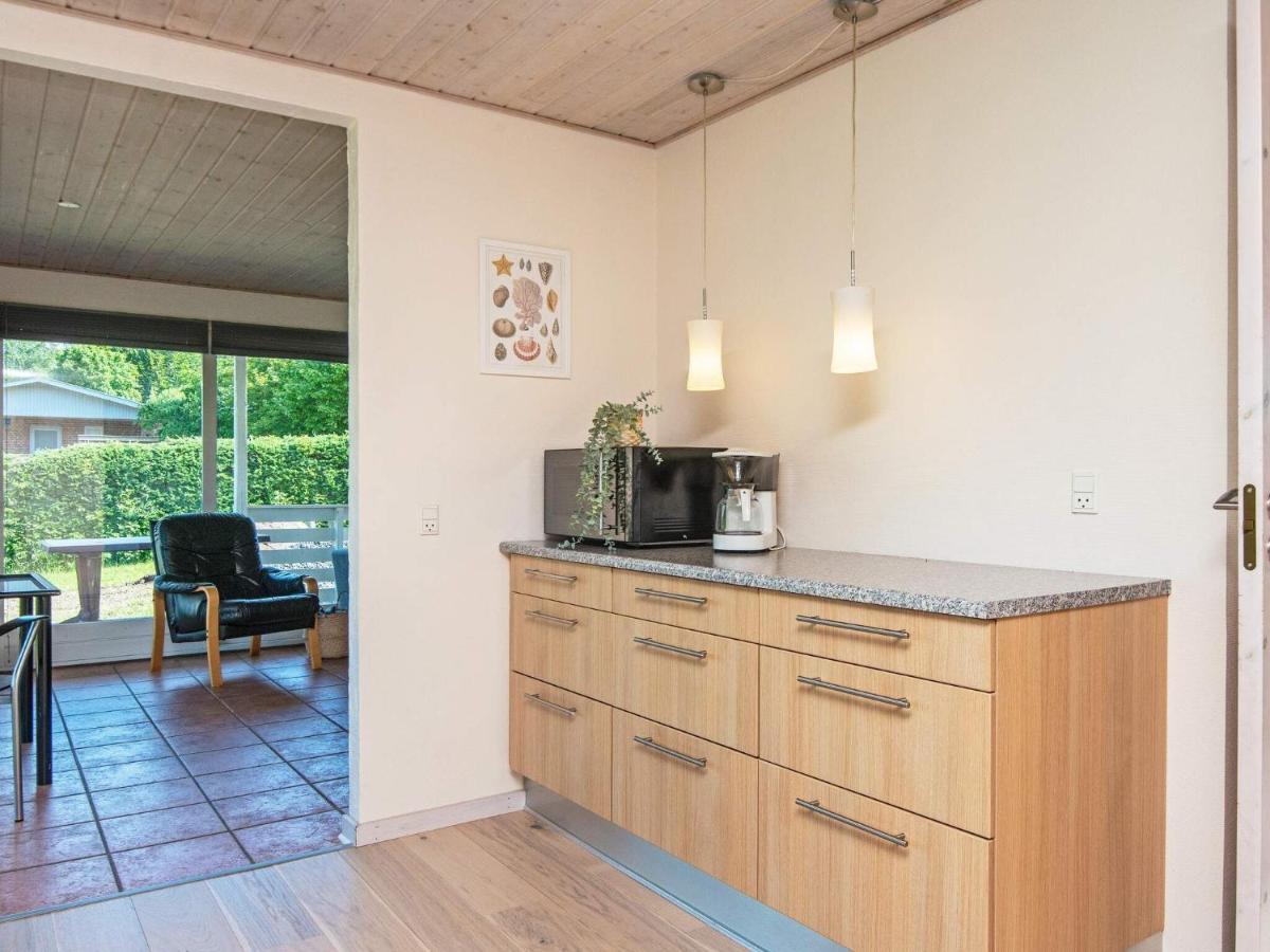 4 Person Holiday Home In B Rkop 보르콥 외부 사진