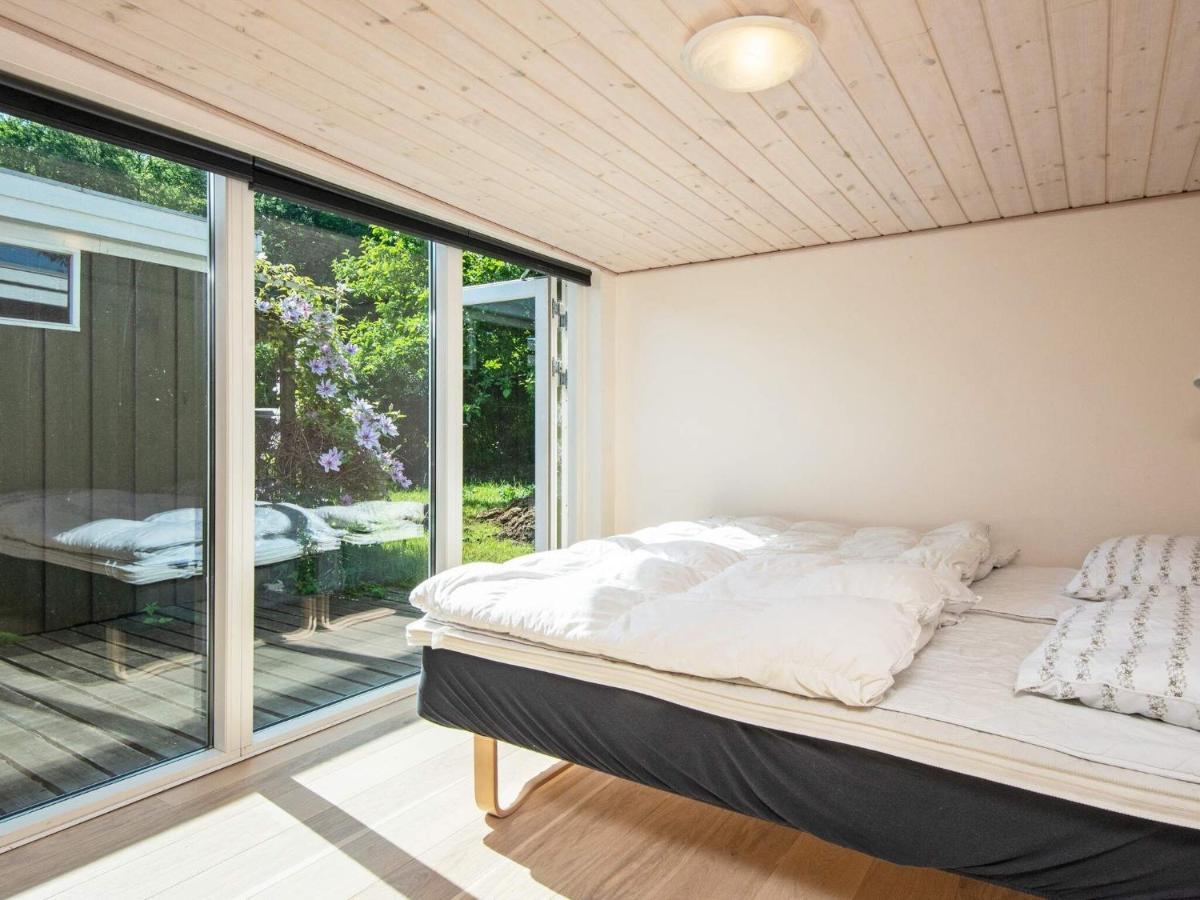 4 Person Holiday Home In B Rkop 보르콥 외부 사진